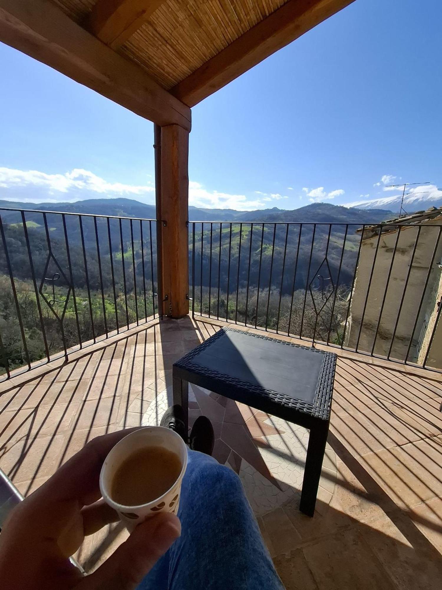 Luciae Domus Hotel Roccascalegna Екстериор снимка